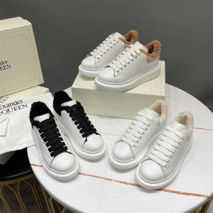 Alexander McQueen new white shoes wool tail sneakers
