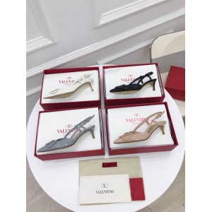 VALENTINO VLogo Signature Pumps Cat Heel Sandals