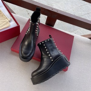 VALENTINO Studded Uniqueform ankle boots in calfskin