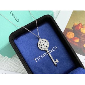 Tiffany's official website Tiffany Keys series petal key pendant necklace