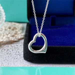 Tiffany Elsa Peretti® Open Heart Necklace