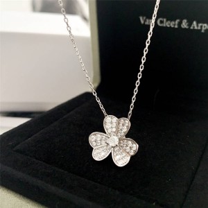 Van Cleef & Arpels VCA Petal and Diamond Small Frivole Pendant Necklace