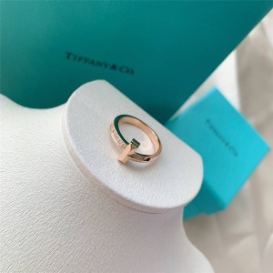 Tiffany rose gold Tiffany T series T1 narrow diamond ring