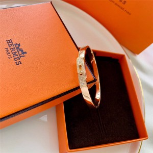 Hermes new diamond rose gold ladies Kelly bracelet