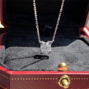 cartier 18K white gold solitaire diamond C DE CARTIER necklace